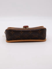 LOUIS VUITTON Nano Diane
