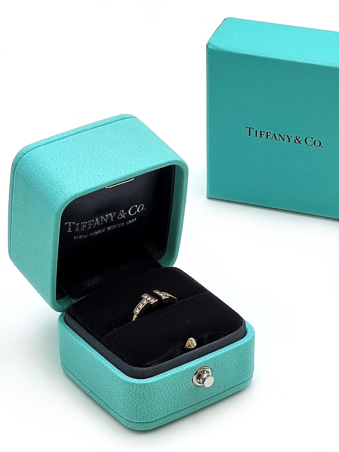 【二手商品】Tiffany&amp;Co Tiffany T系列戒指 - 0.13carat